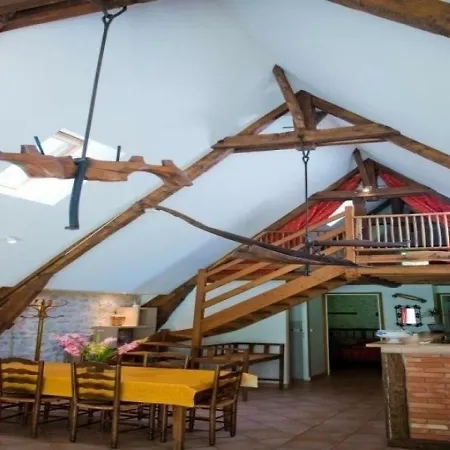Feriehus House La Grangette 4 *