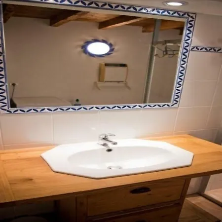 Feriehus House La Grangette 4 *